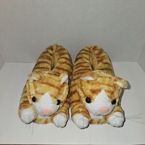 Plush Orange Tabby Cat Slippers - Soft Feline House Shoes